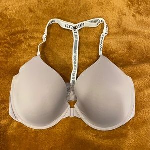 Victoria’s Secret front clip bra
